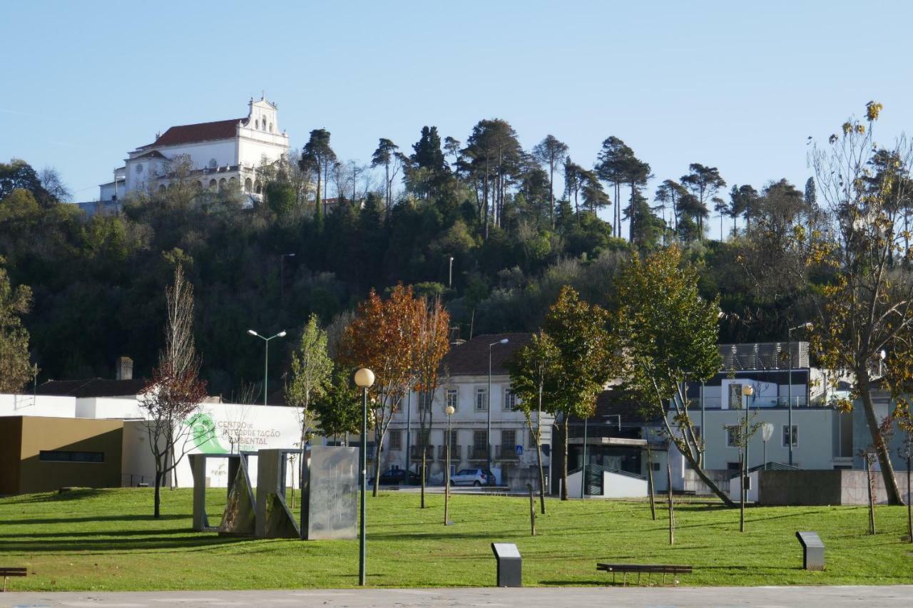 Two Churches Apartment Leiria Luaran gambar